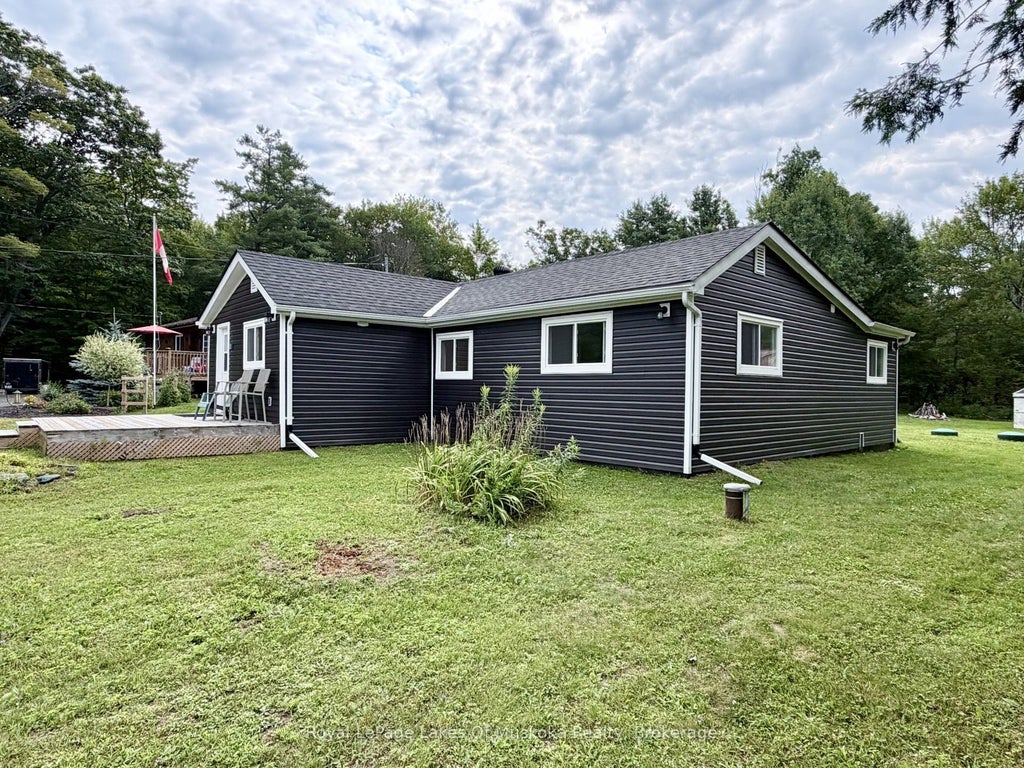 Photo of 7826 Lake Joseph Road #Unit 2, Muskoka Lakes, ON P0C 1H0 (MLS # X13672796)