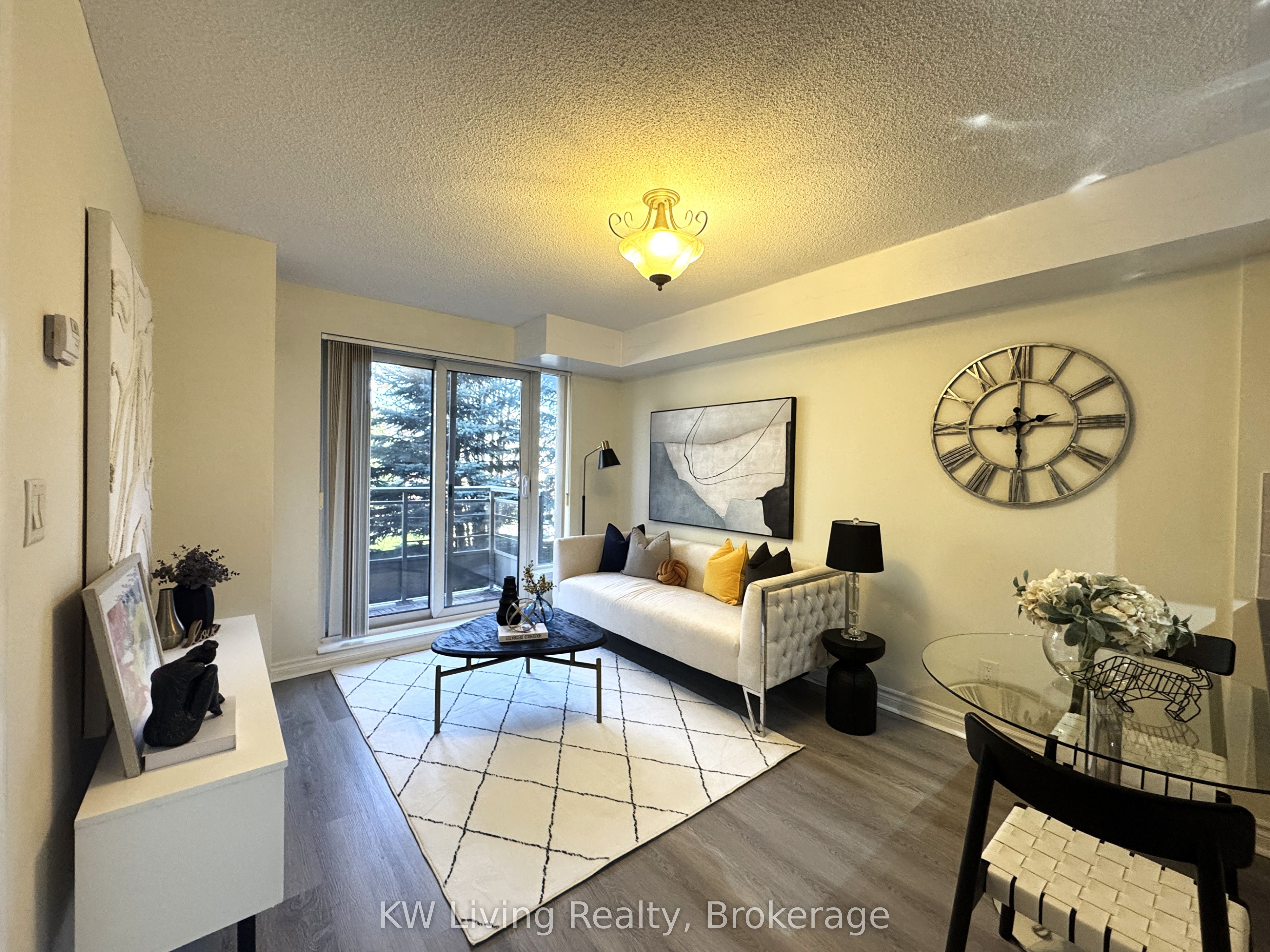 19 Barberry Place 204