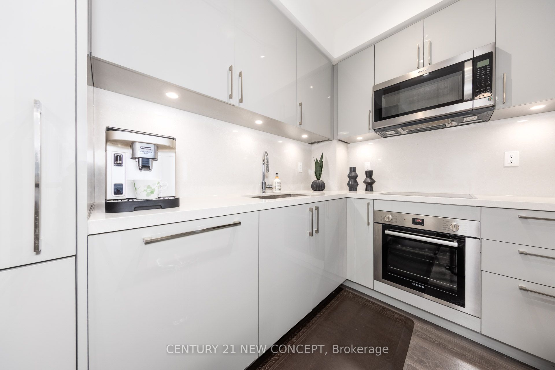 1 Grandview Avenue 1705