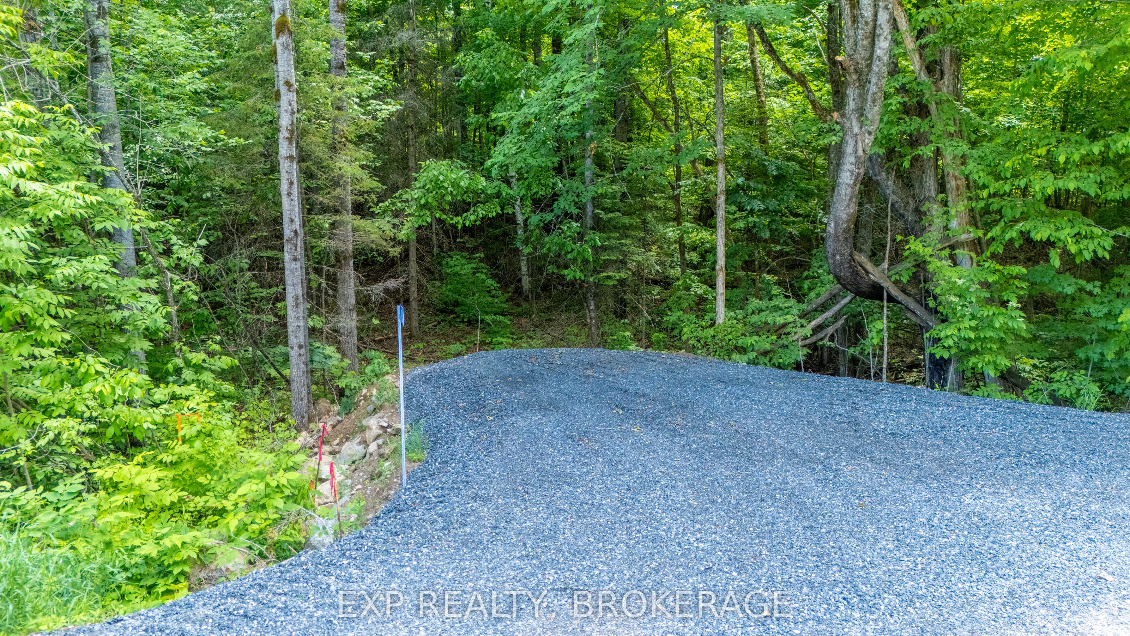 Photo 1 of 31 — 1931 ELM TREE Road, Frontenac, ON K0H 1B0