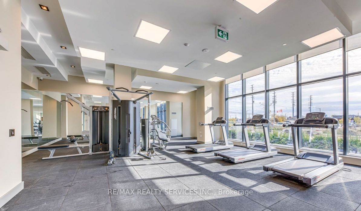 15 Watergarden Drive 1401