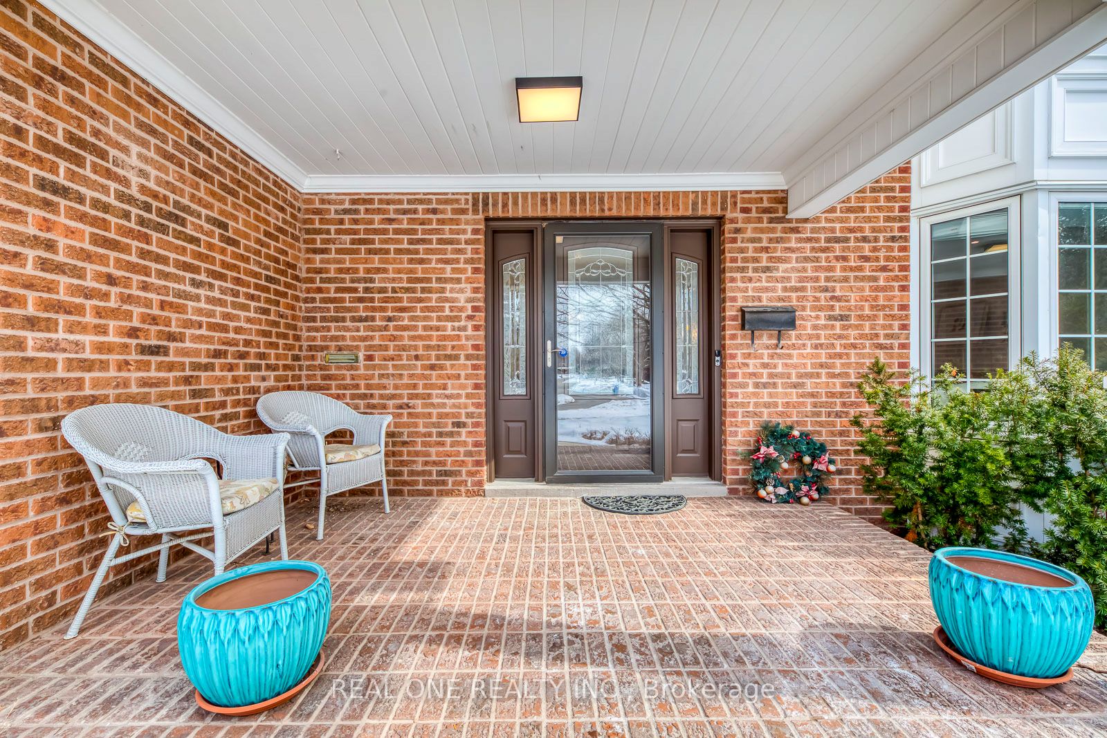 1060 Rockcliffe Court