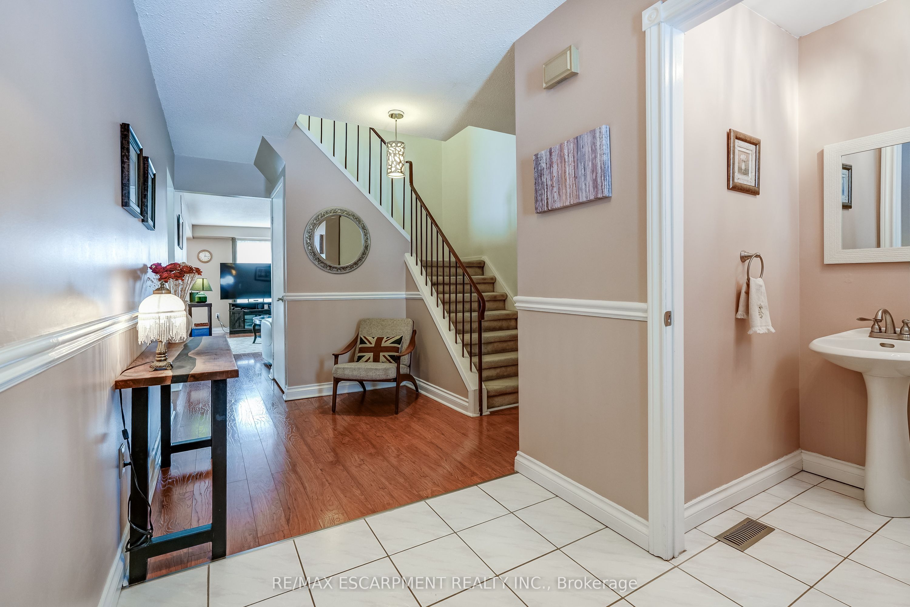 6428 Chaumont Crescent