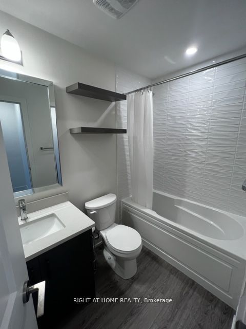 12868 Yonge Street W 16