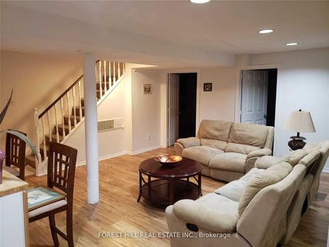 27 Hiram Road Lower Richmond Hill ON L4C 9E6