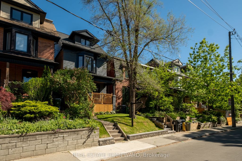 Photo of 254 Bain Avenue, Toronto, ON M4K 1G3 (MLS # E13226334)