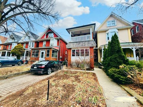 115 Mavety Street Toronto ON M6P 2L8