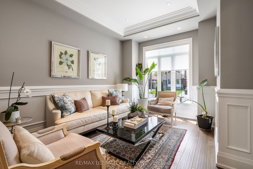 Photo of 31 Presteign Avenue, Toronto, ON M4B 3A9 (MLS # E13155866)