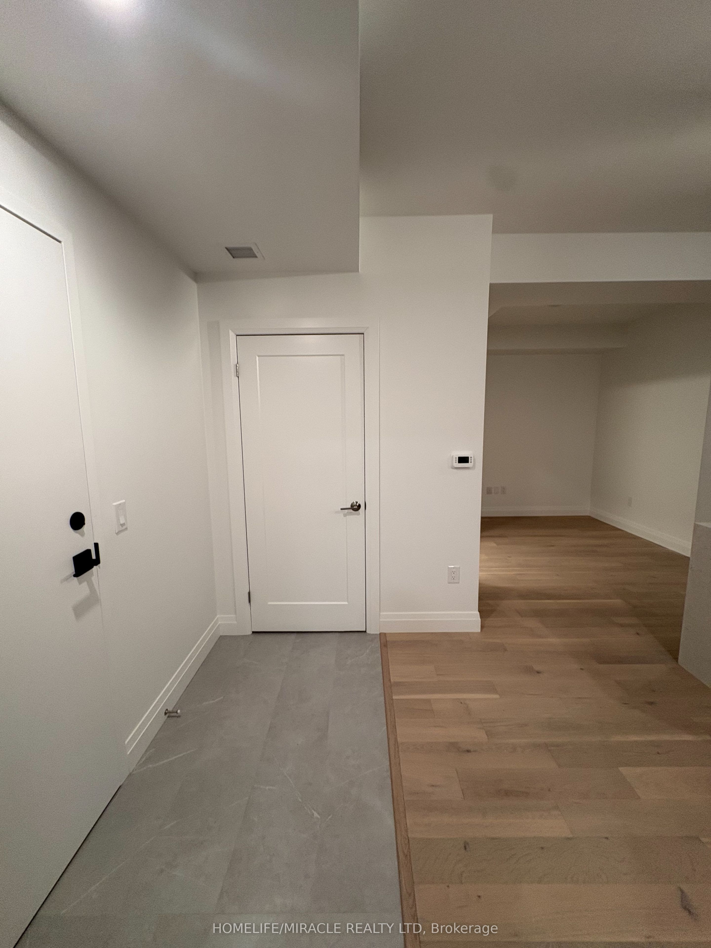 26 Mill Street 317