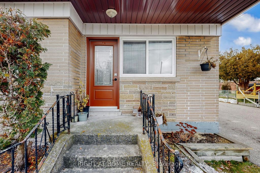Photo of 46 Glenshephard Drive, Toronto, ON M1K 4N3 (MLS # E12703616)