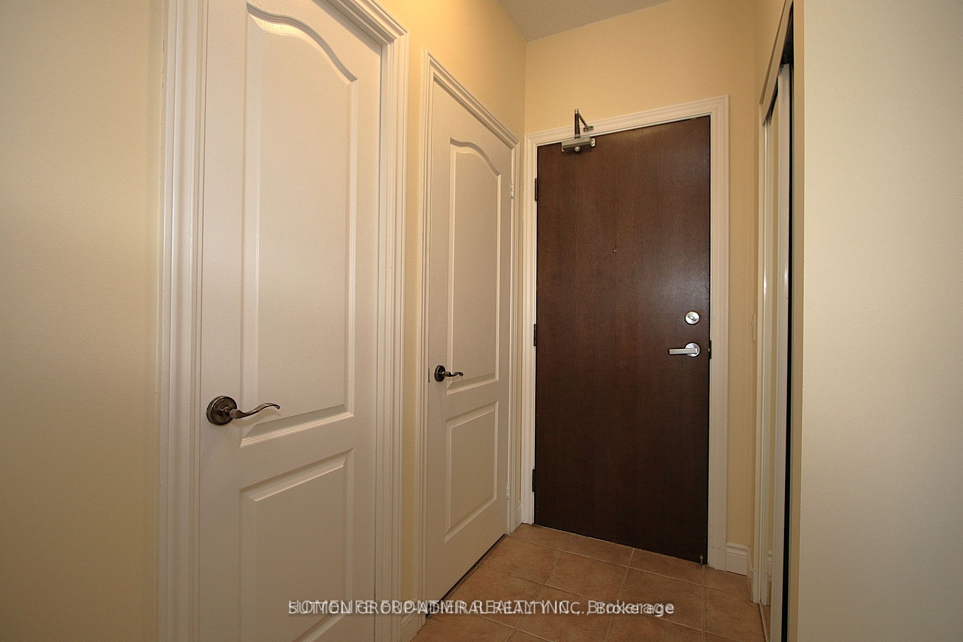 15 North Park Road 1010