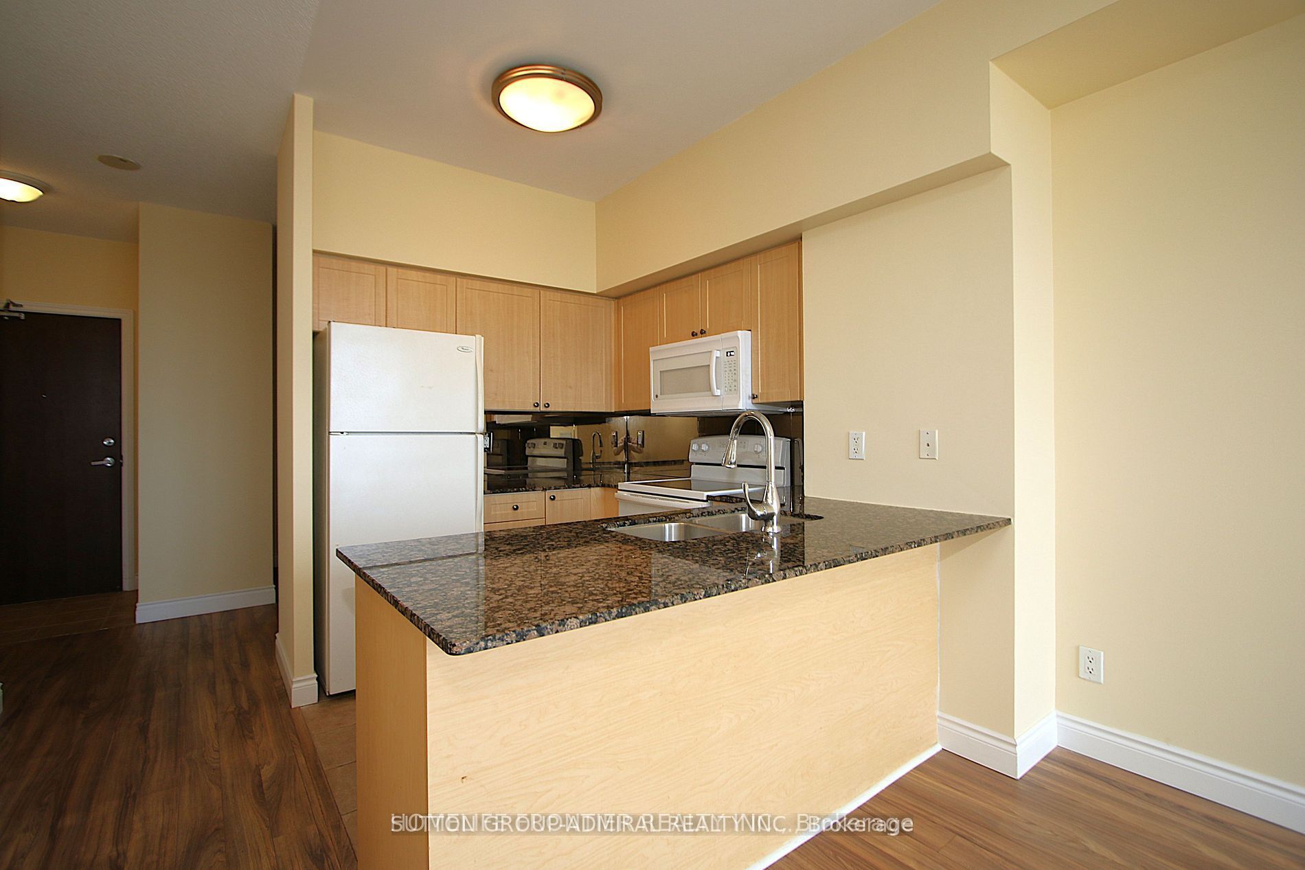 15 North Park Road 1010