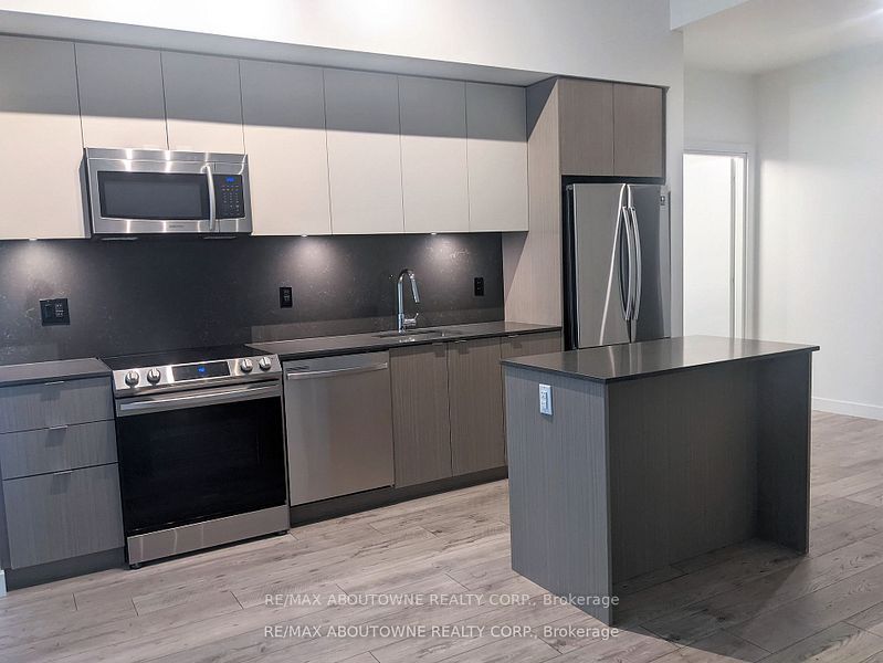 133 BRONTE Road B0511