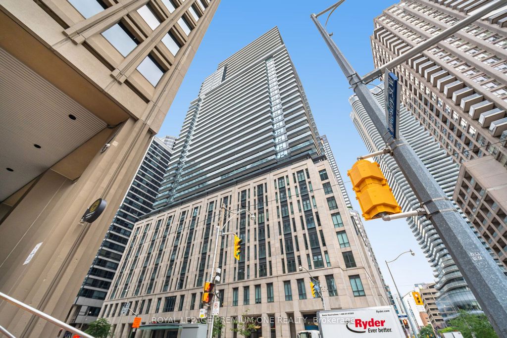 Photo of 955 Bay Street #2607, Toronto, ON M5S 0C6 (MLS # C12354504)