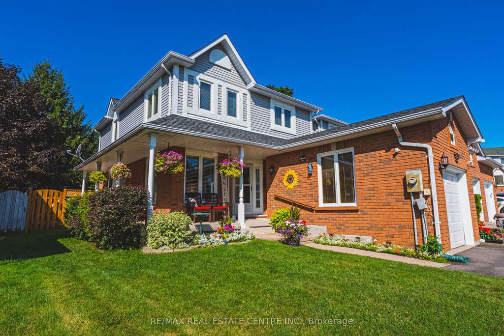 Photo of 38 Fairgreen Close, Cambridge, ON N1T 1T6 (MLS # X13711284)