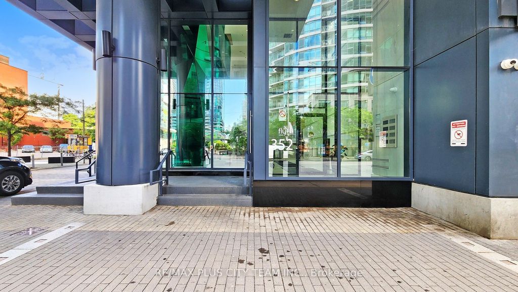 Photo of 352 Front Street W #1212, Toronto, ON M5V 0K3 (MLS # C12773046)