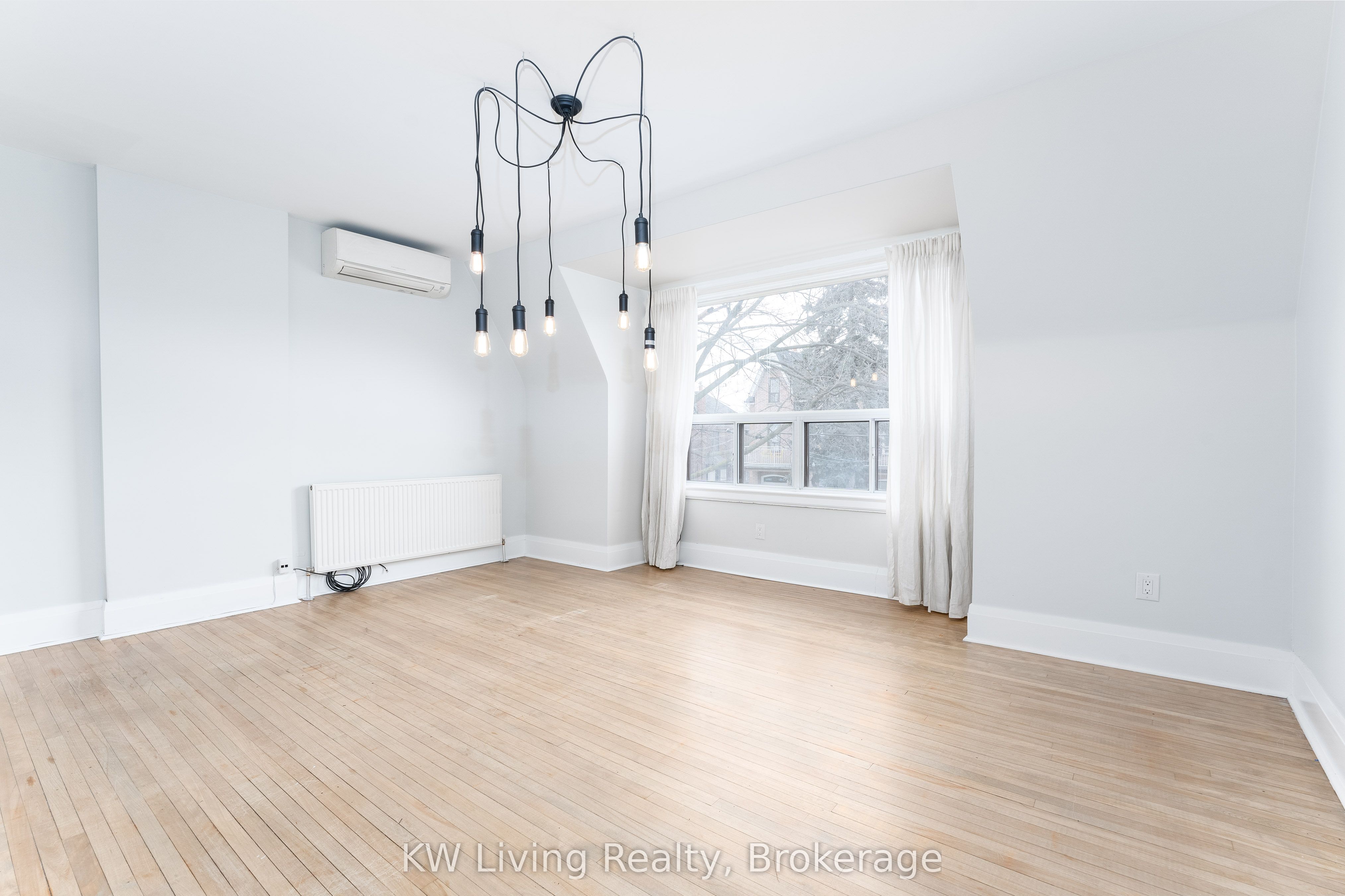 157 Margueretta Street Upper