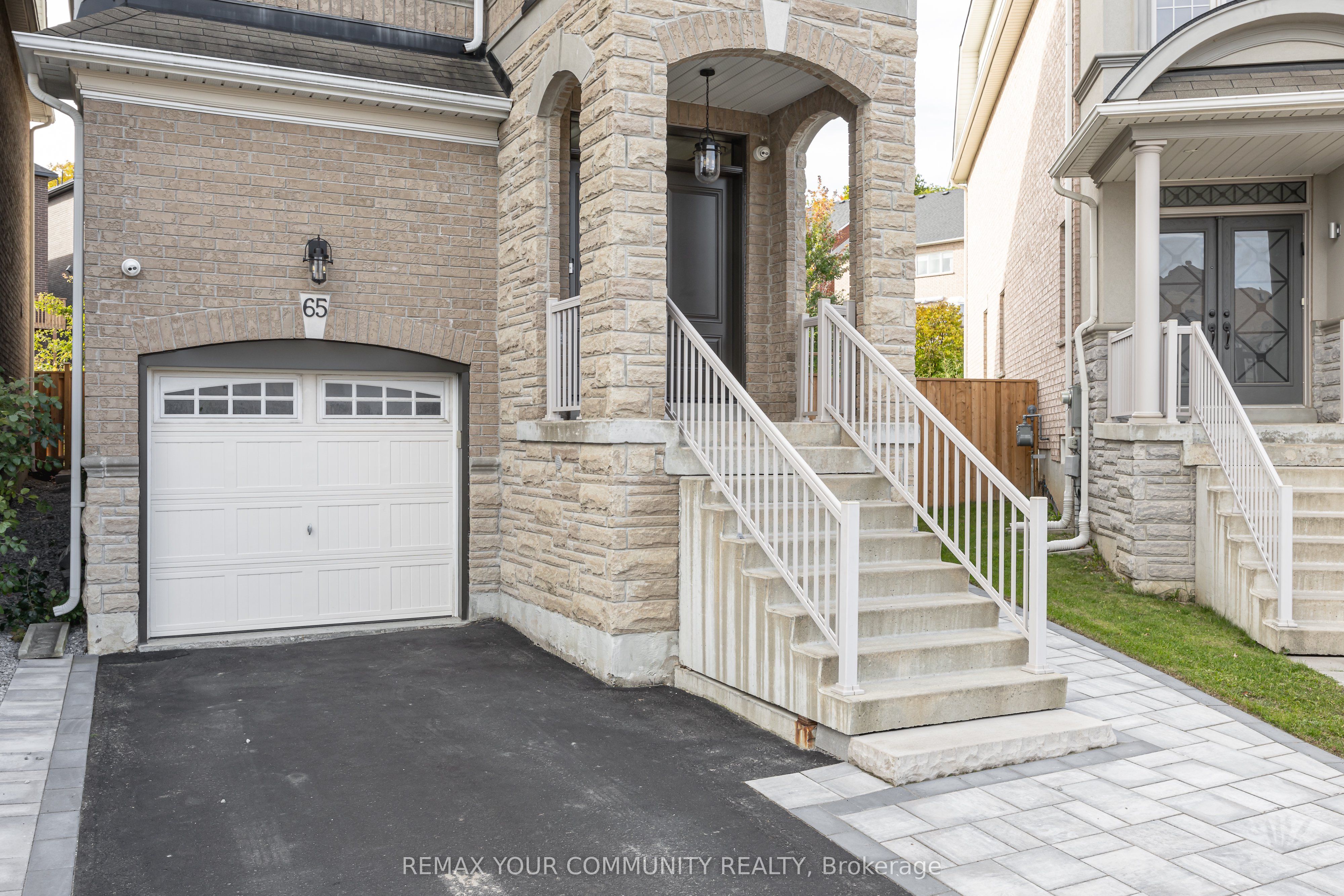 65 Bristlewood Crescent