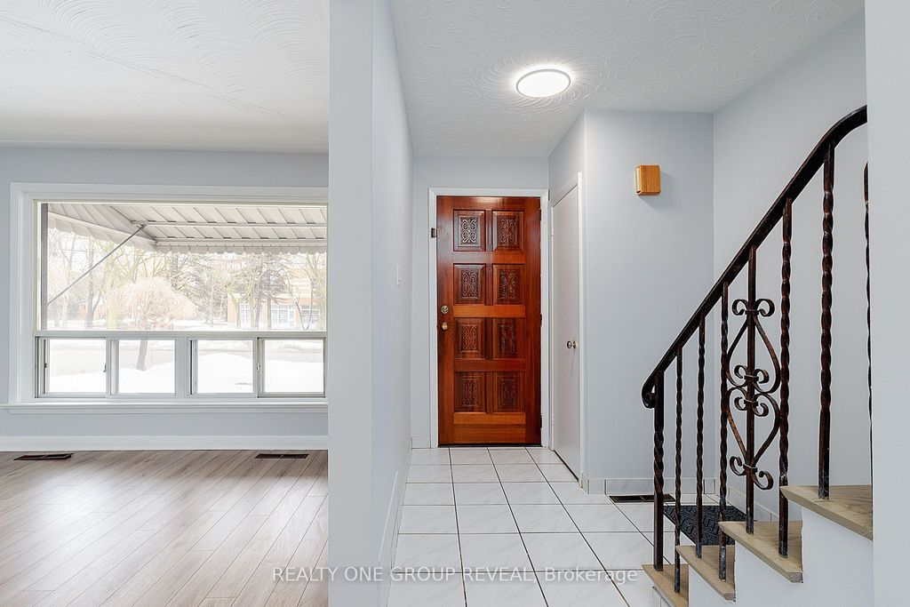 Photo of 12 Thurodale Avenue, Toronto, ON M6M 3B3 (MLS # W12862924)