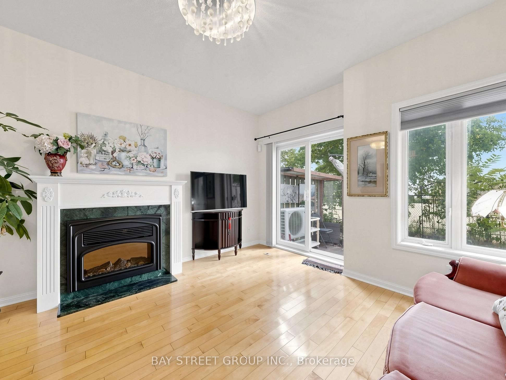 4 St Moritz Way 2