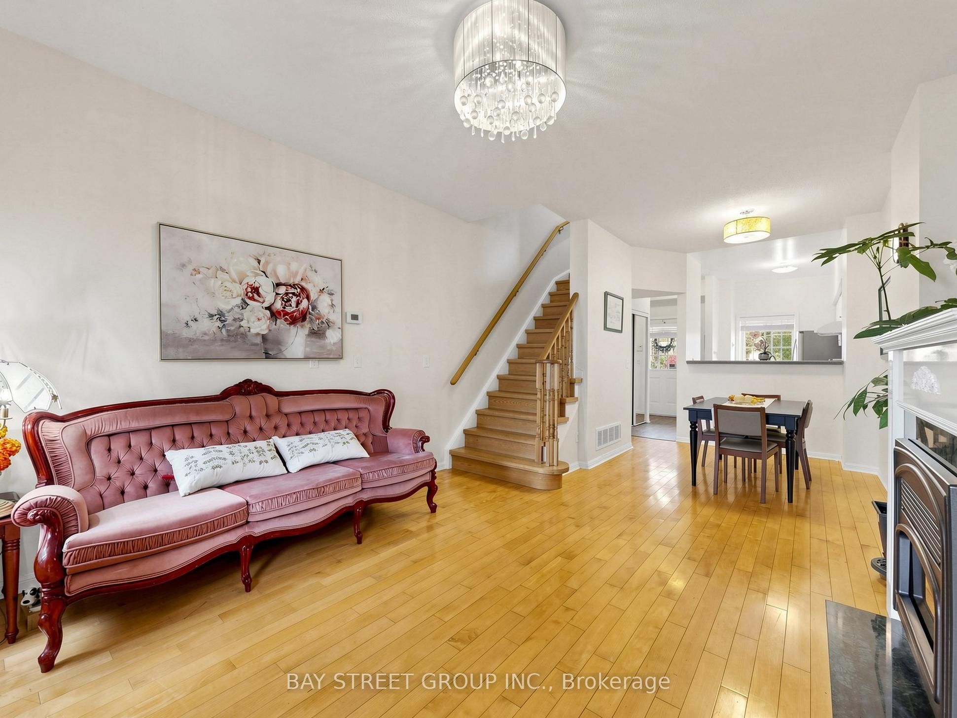4 St Moritz Way 2