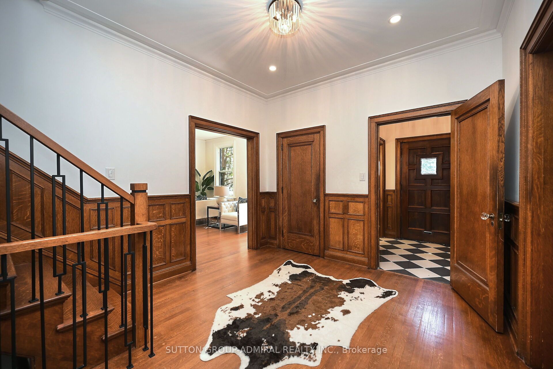 987 Royal York Road