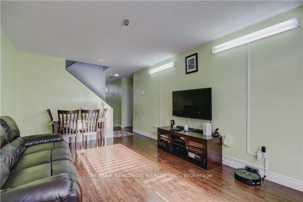 Photo of 95 Leeward Glenway #112, Toronto, ON M3C 2Z6 (MLS # C12510220)
