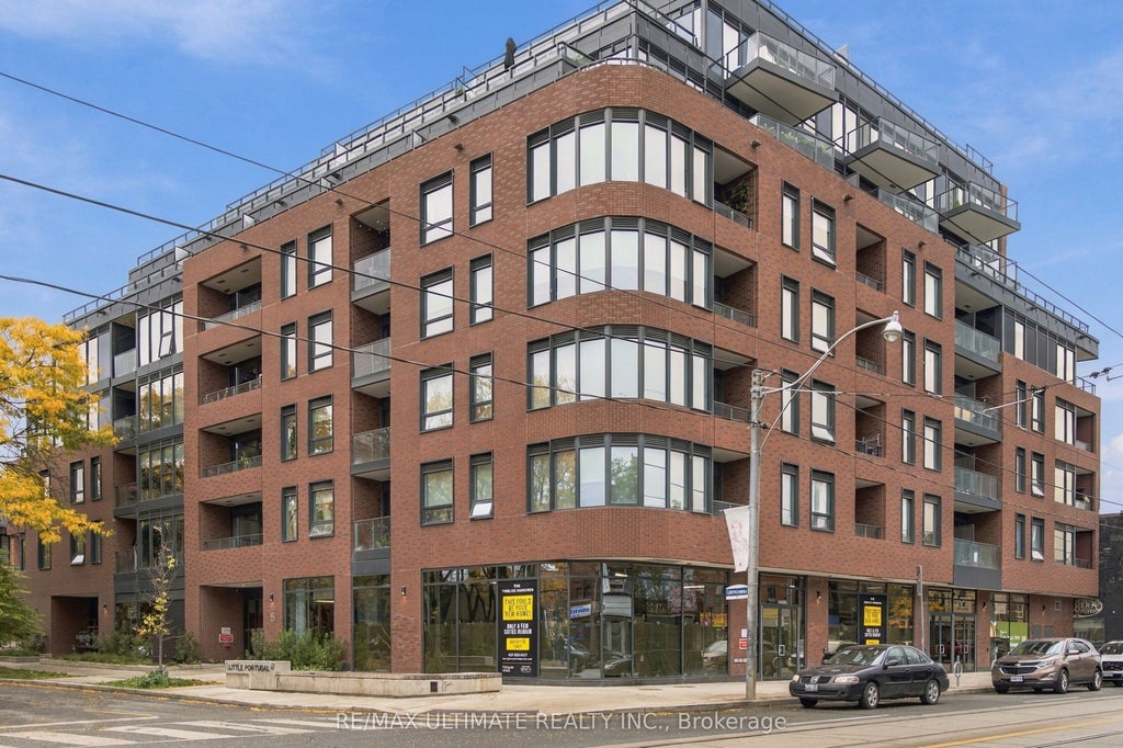 Photo of 5 Lakeview Avenue #704, Toronto, ON M6J 0H3 (MLS # C14092642)