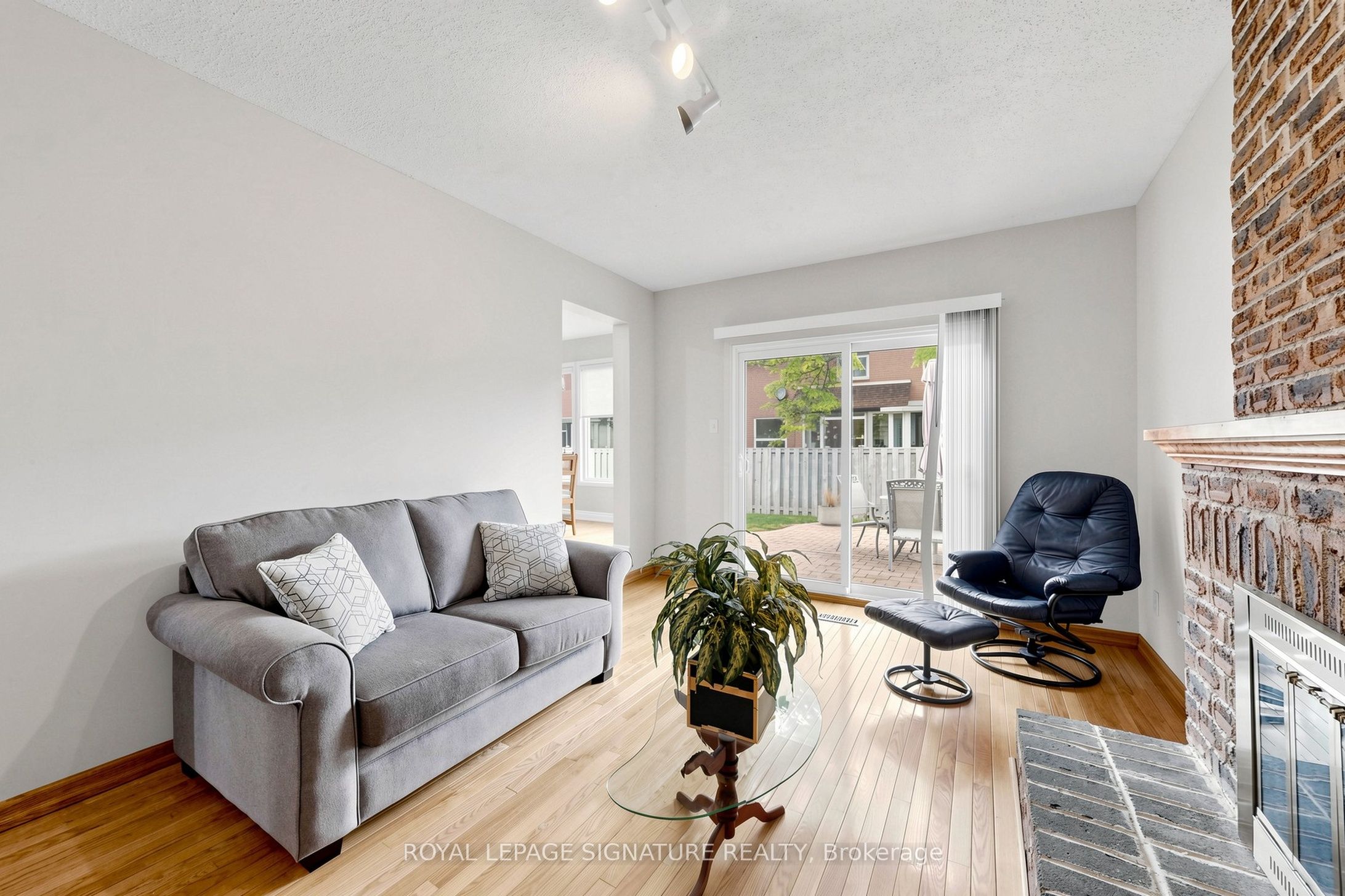46 Gaslight Crescent