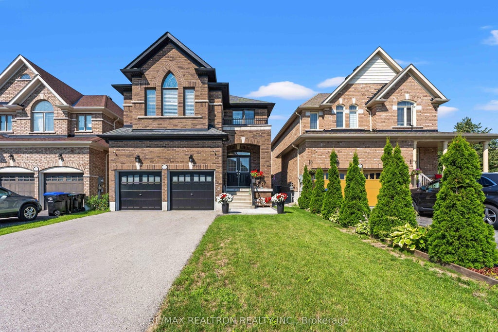 Photo of 2072 Allison Street, Innisfil, ON L9S 0K7 (MLS # N13648216)