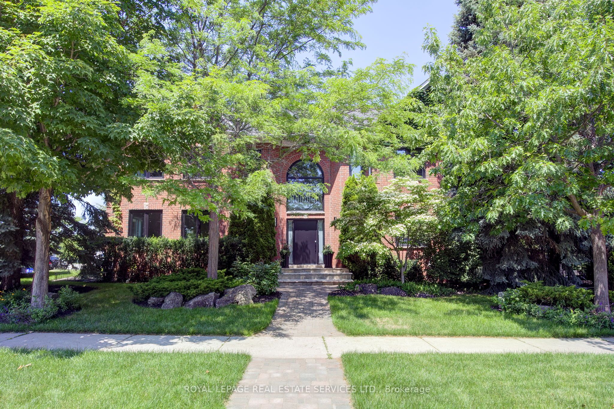 1079 Skyvalley Crescent