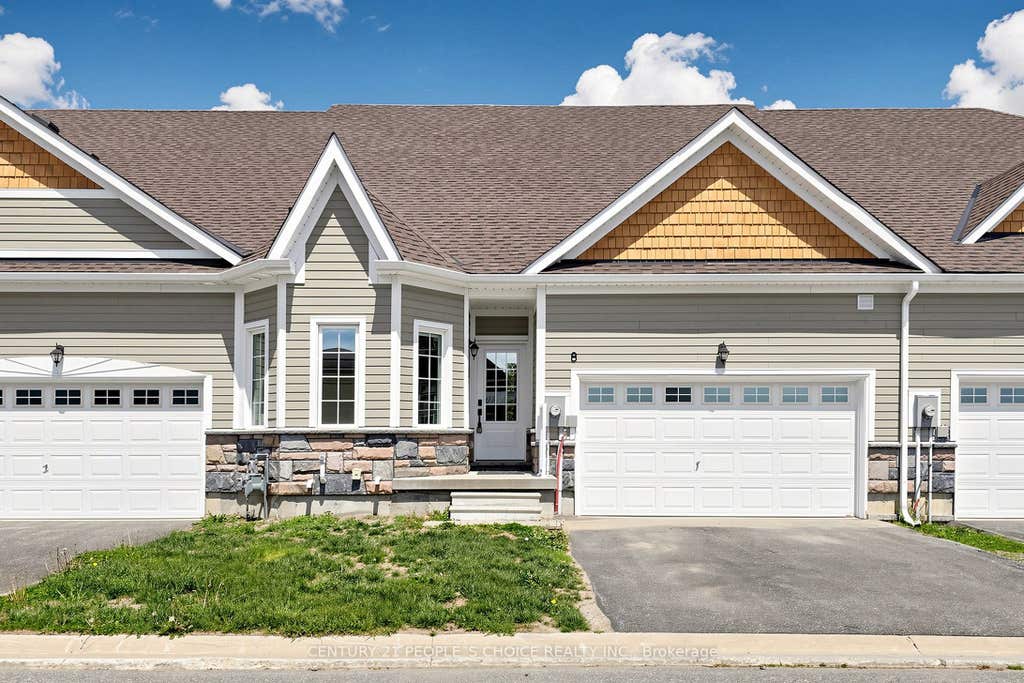 Photo of 8 Durham Road, Bracebridge, ON P1L 0B7 (MLS # X13226706)
