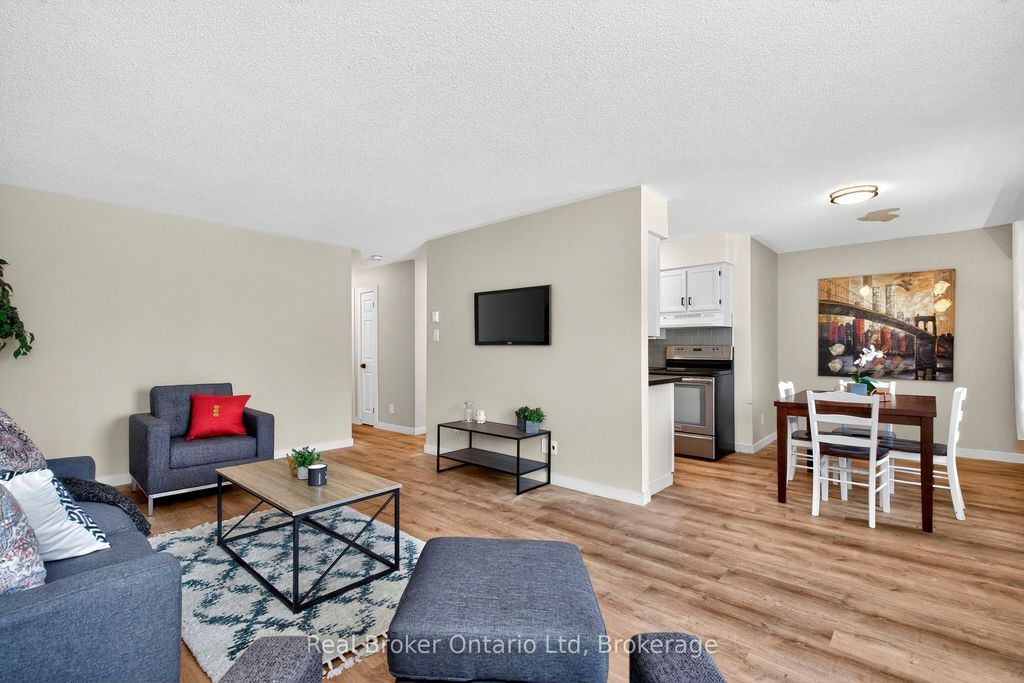 Photo of 159 Church Street #2, Penetanguishene, ON L9M 1E4 (MLS # S12930400)