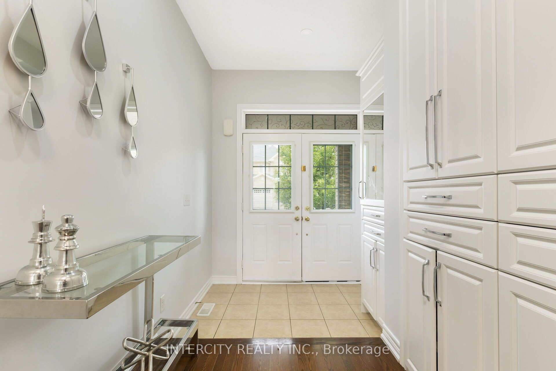 20 Vanderpool Crescent