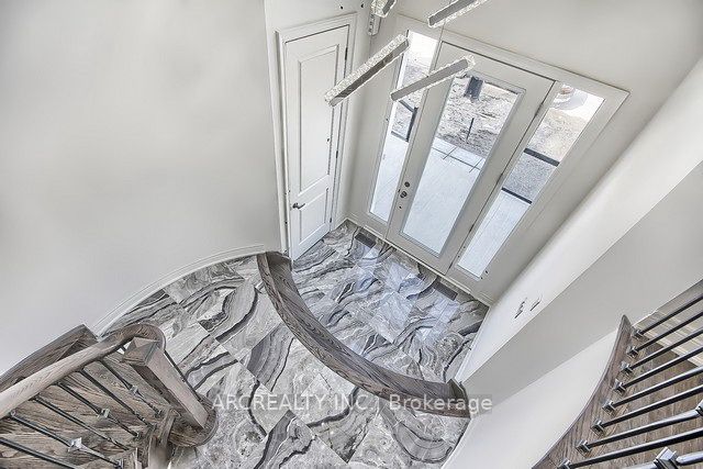79 Baldry Avenue