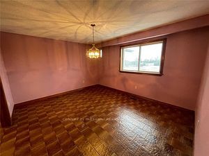 13820 Dixie Road W Upper Level