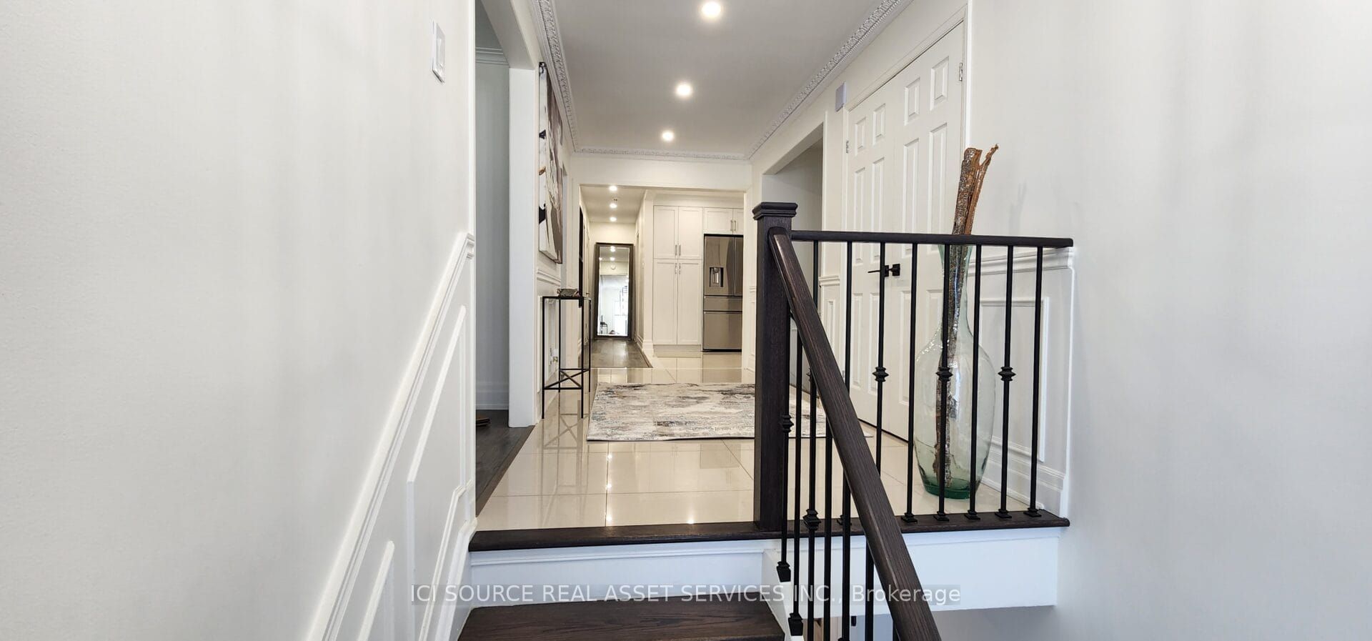 438 Woodbridge Avenue