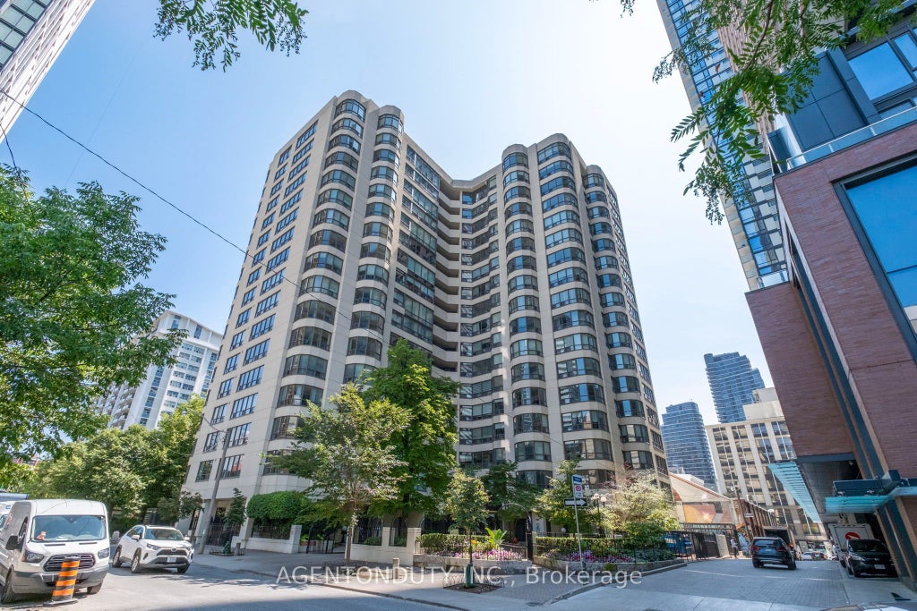 Photo of 25 Maitland Street #1602, Toronto, ON M4Y 2W1 (MLS # C13777208)