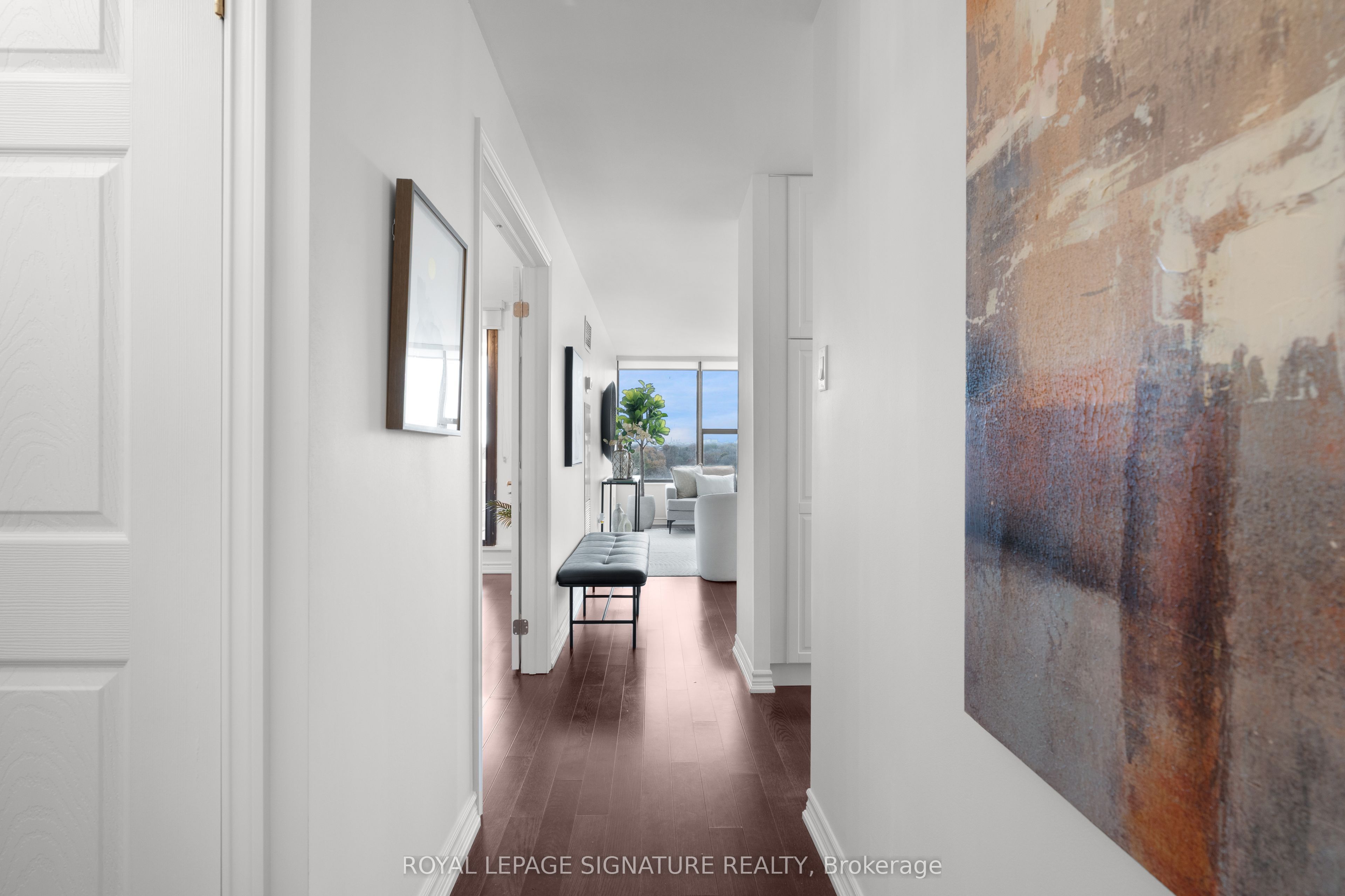 100 Quebec Avenue 911