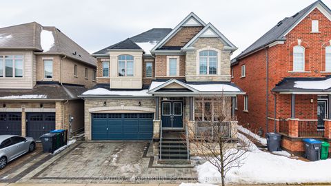 563 Dougall Avenue E Caledon ON L7C 3Z4