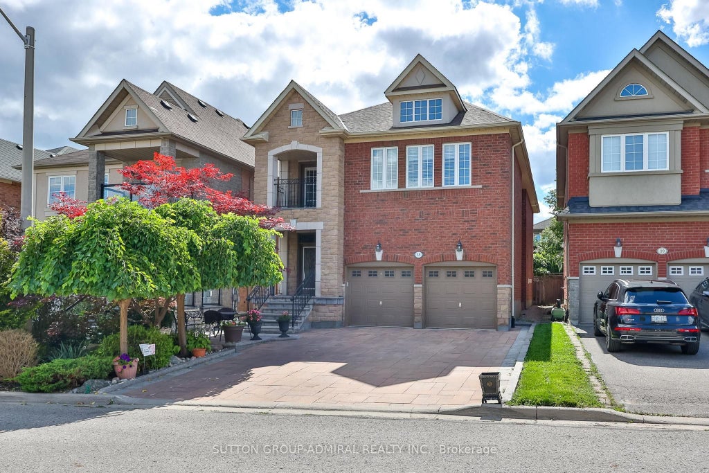 Photo of 35 Strauss Road, Vaughan, ON L4J 8Z6 (MLS # N13800558)
