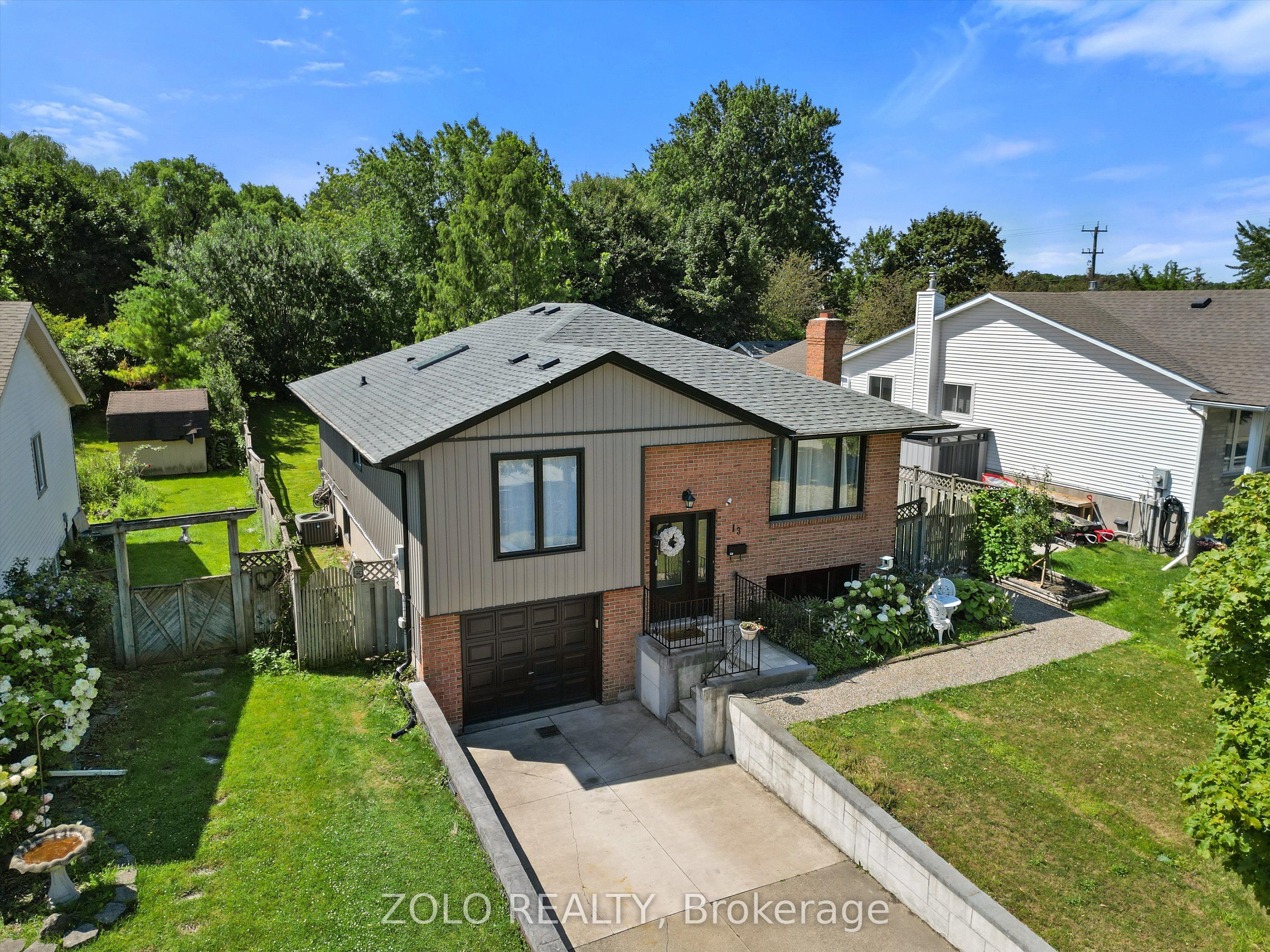 13 Cowan Drive
