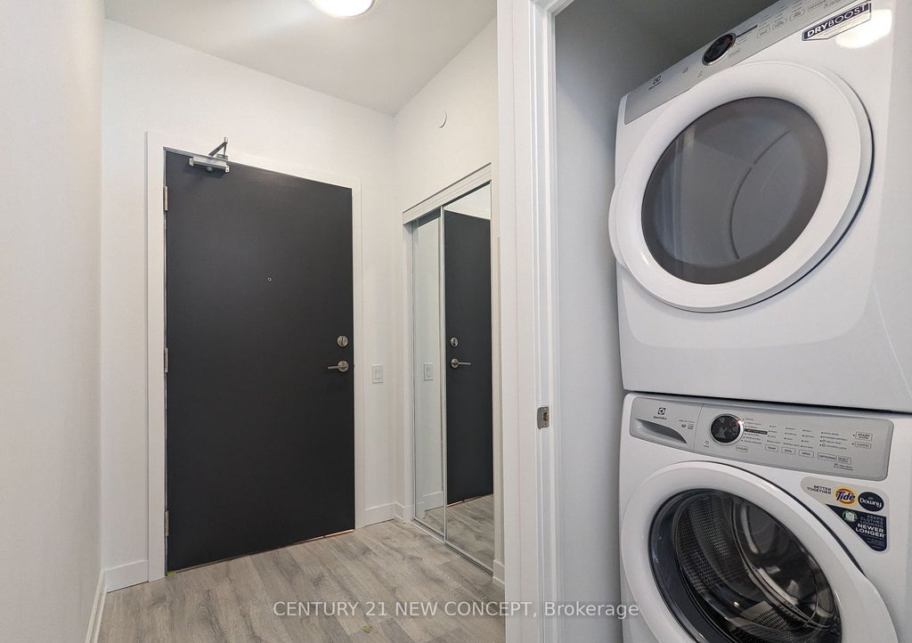 Photo of 7 Golden Lion Heights #2905, Toronto, ON M2M 0C1 (MLS # C13726136)