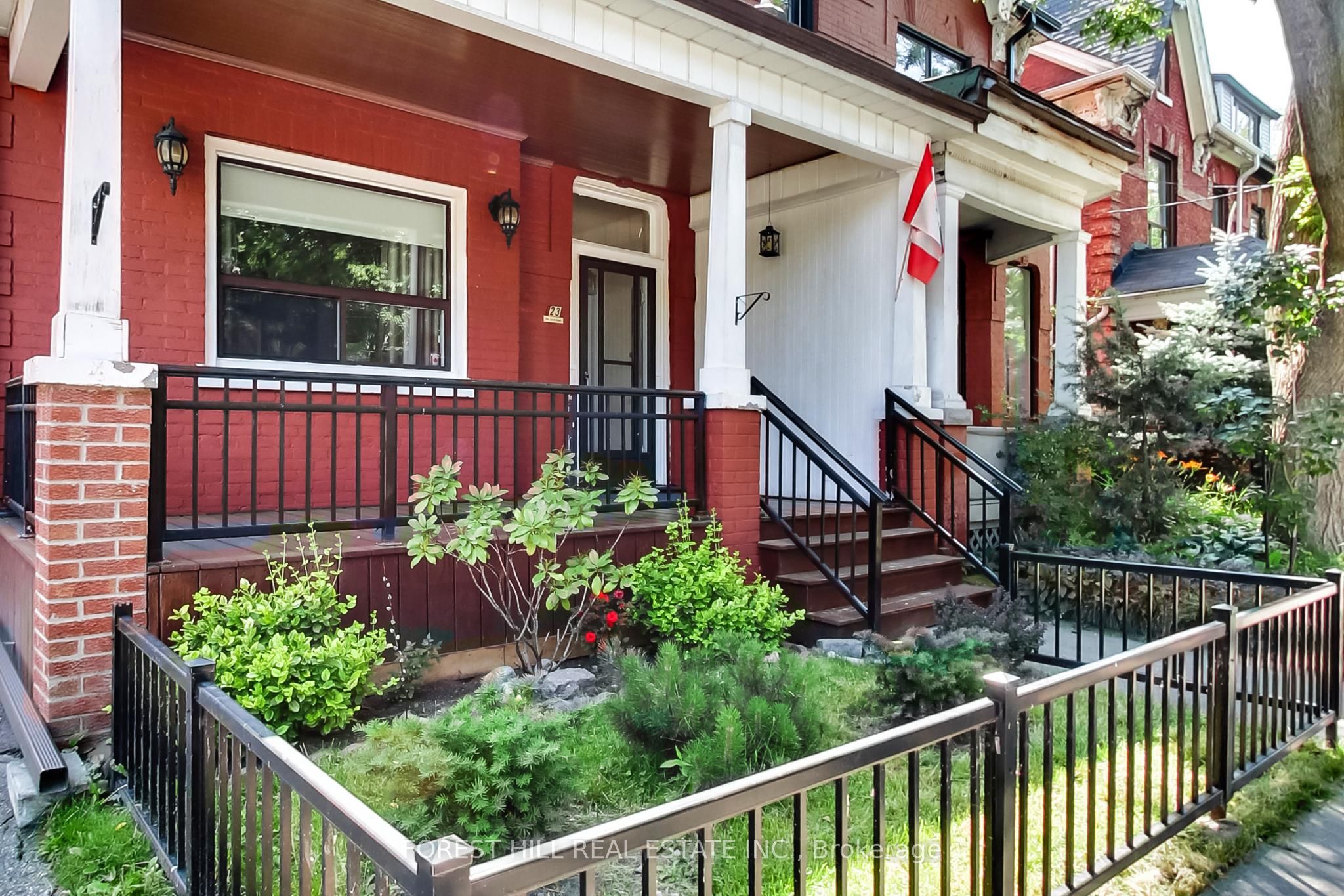 23 Lansdowne Avenue
