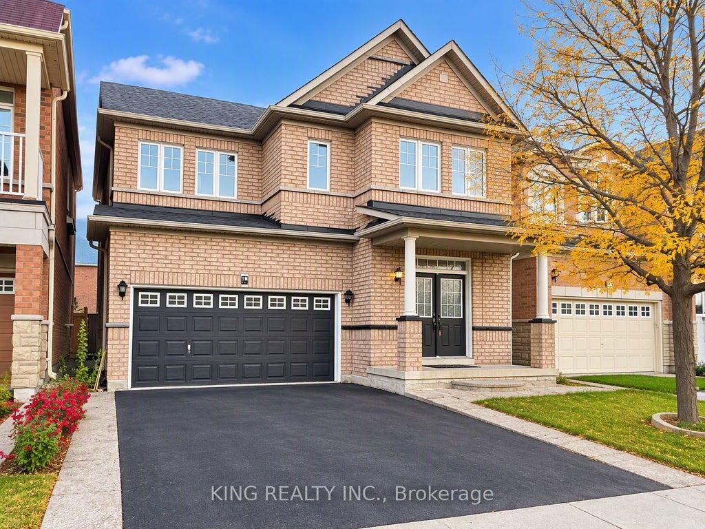 Photo of 72 Baylawn Circle S, Brampton, ON L6P 2M5 (MLS # W14091346)