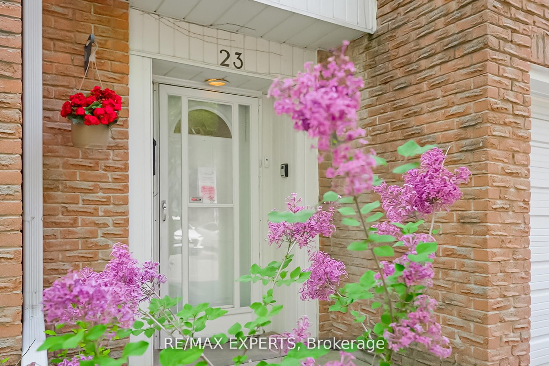23 Thimble Berry Way