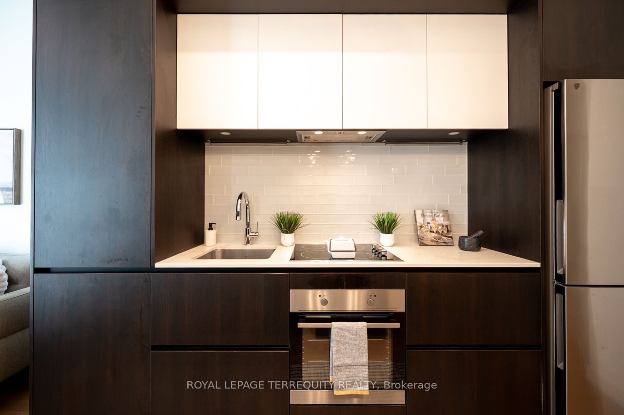 34 Tubman Avenue 306