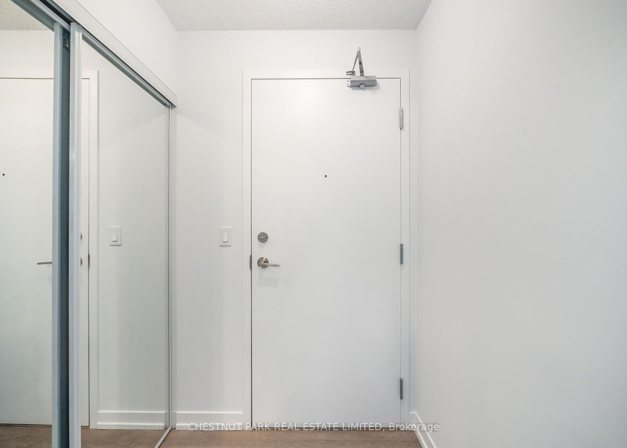 1410 Dupont Street 910