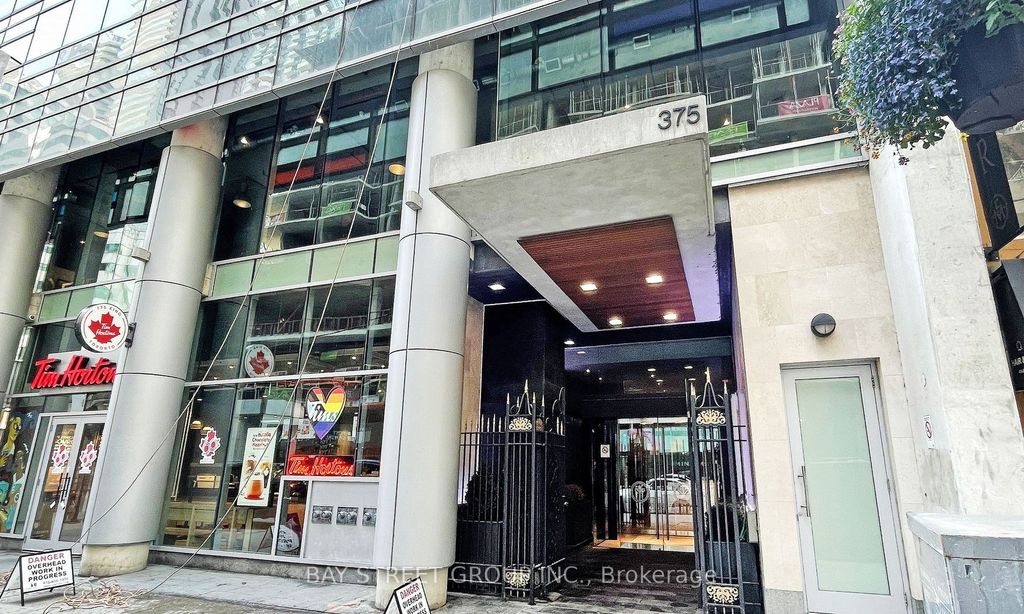 Photo of 375 King Street W #403, Toronto, ON M5V 1K5 (MLS # C13140408)