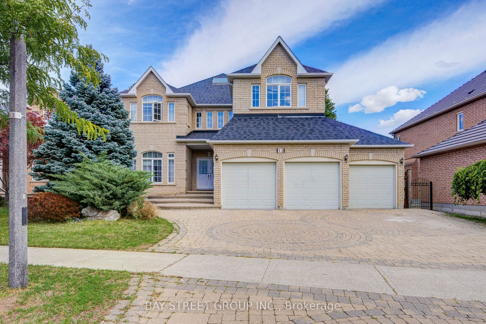 13 Pembrooke Road